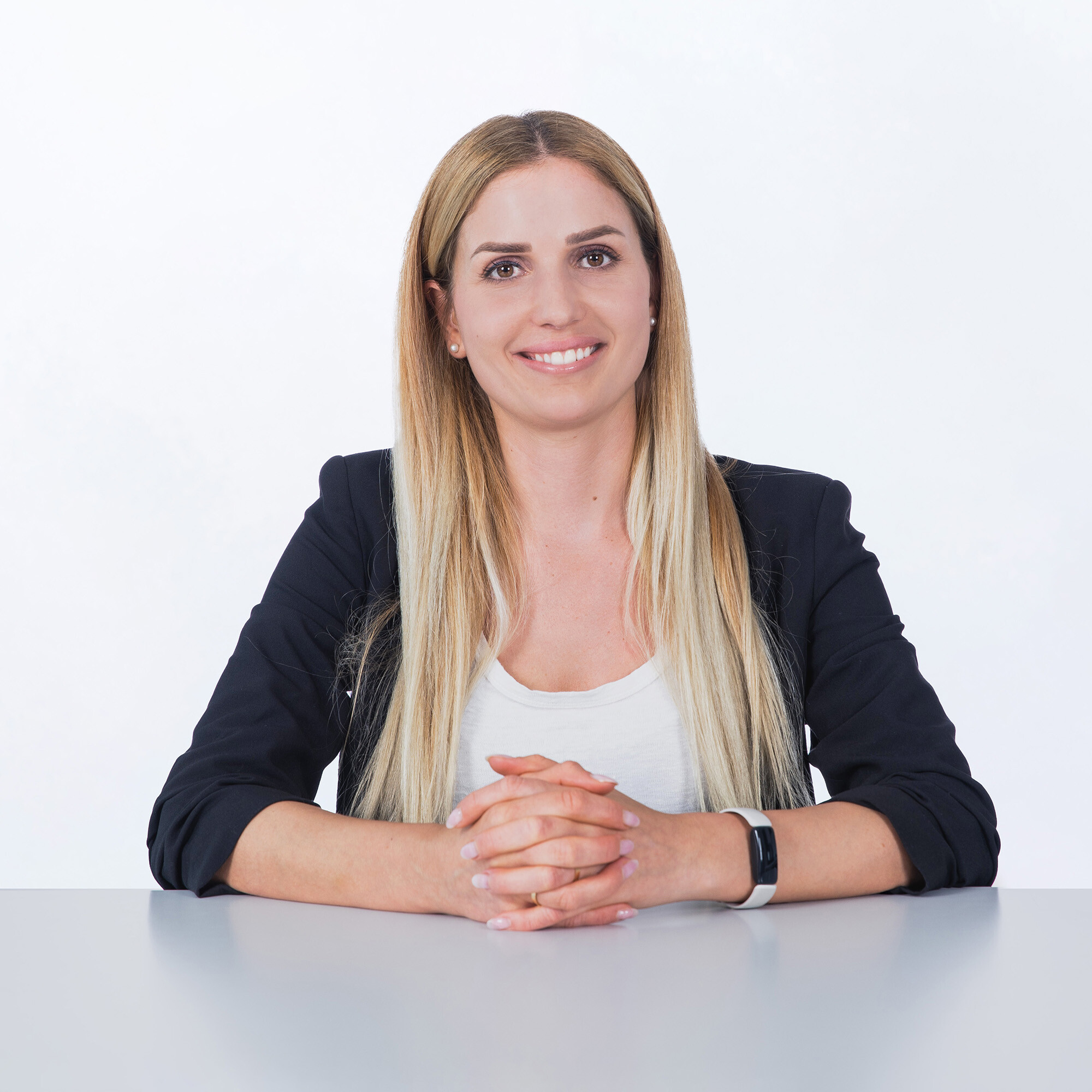 Jaeger_Julia_8944_1zu1_small