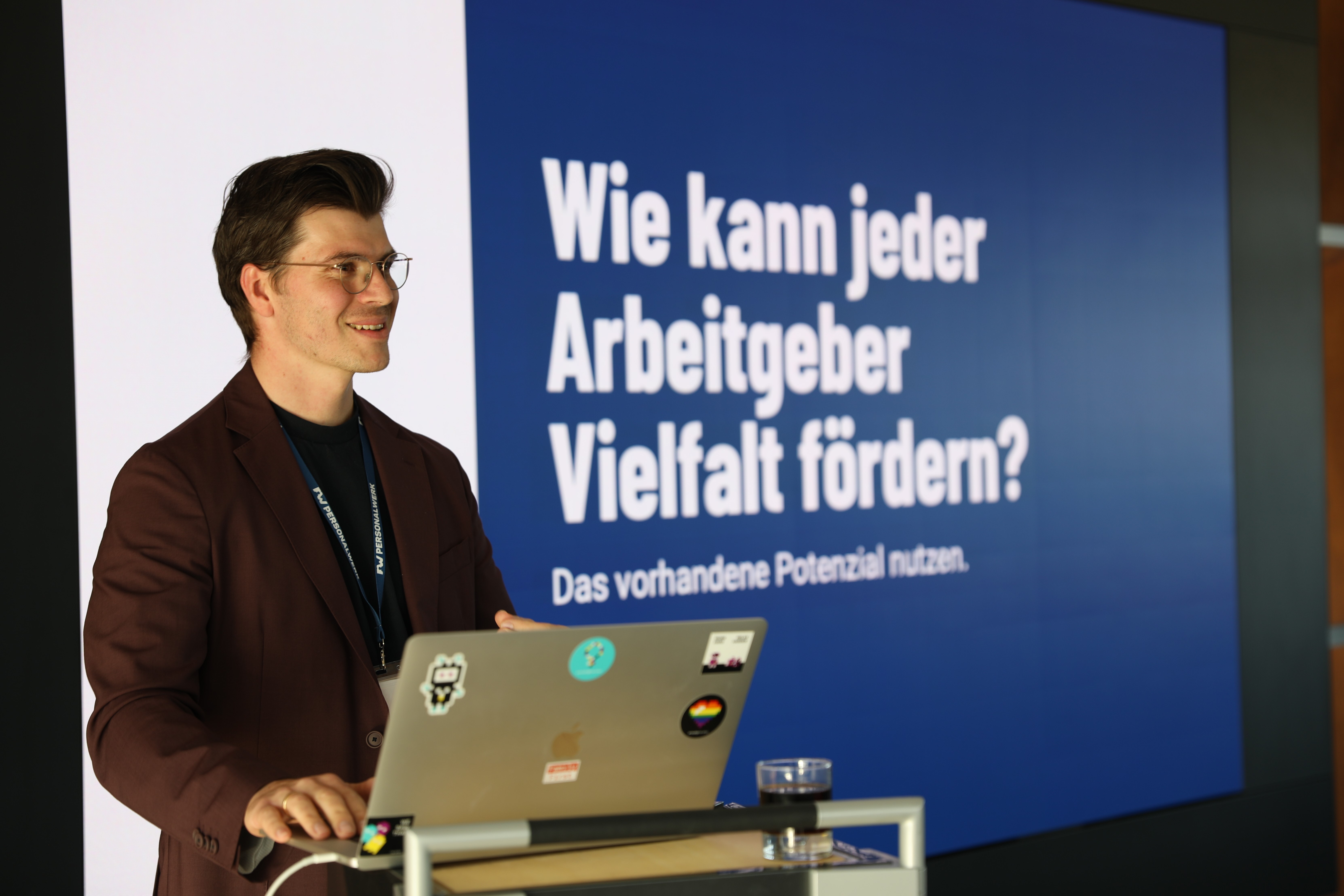 https://144611618.fs1.hubspotusercontent-eu1.net/hubfs/144611618/nwt%202025/0M8A6612.jpg