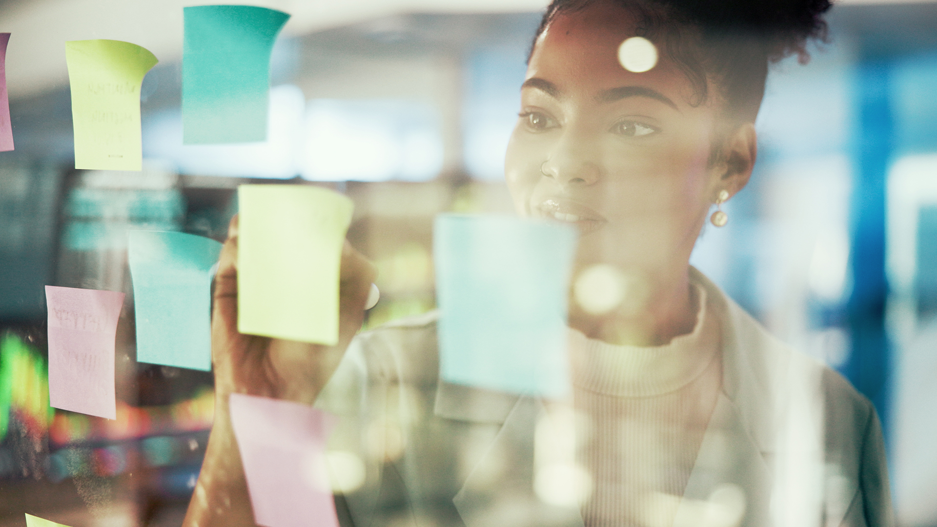https://144611618.fs1.hubspotusercontent-eu1.net/hubfs/144611618/presse%20und%20blog/Blogartikel-Kompetenzbasiertes-Recruiting_1920x1080.jpg